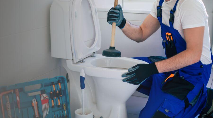 Professional septic pumping service in Leon, IA